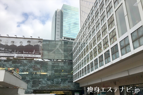JR渋谷駅ハチ公口を出て左手